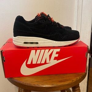 Wmns Air Max 1 Premium